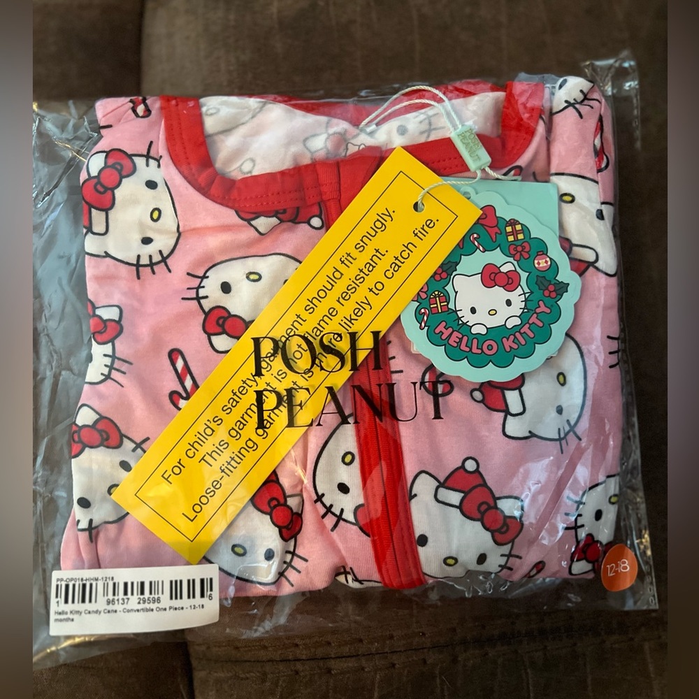 Posh Peanut hello Kitty Convertible